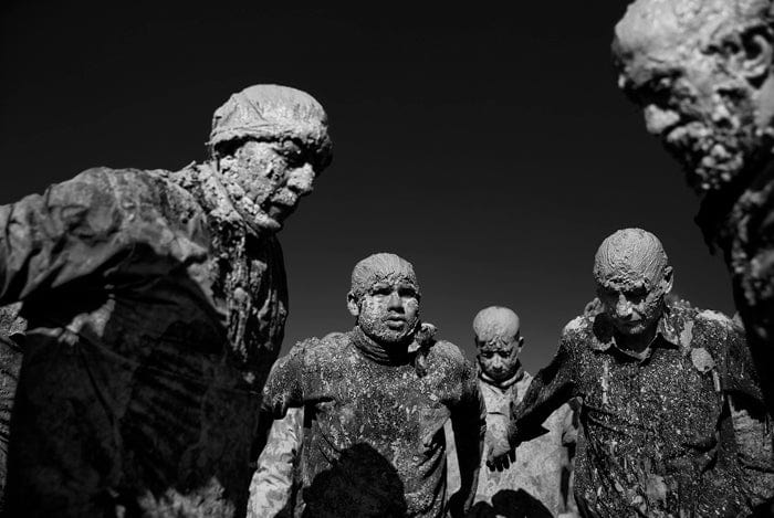 LS10 Gallery Mourners, IV Photograph