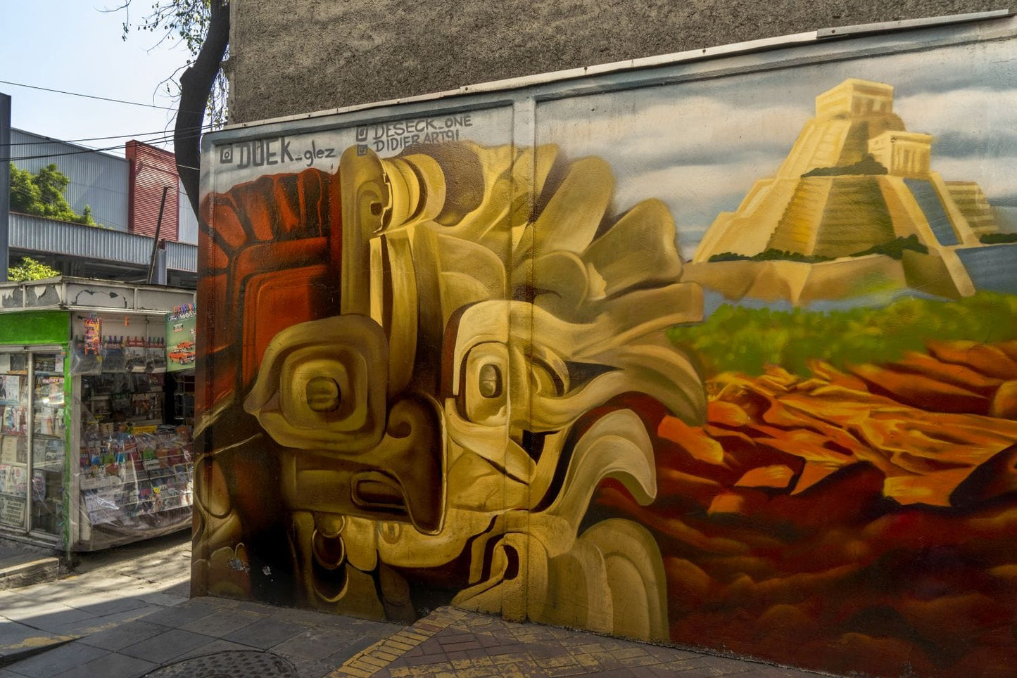 Editorial RM Tenochtitlan Photobook