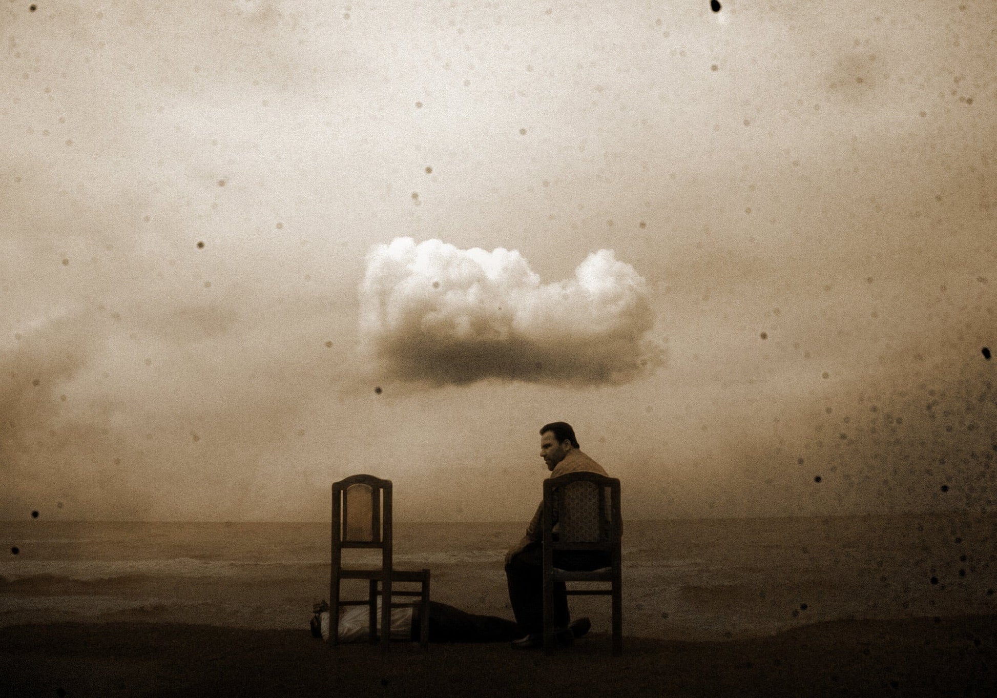 LS10 Gallery Past Continuous Tense, I Photograph