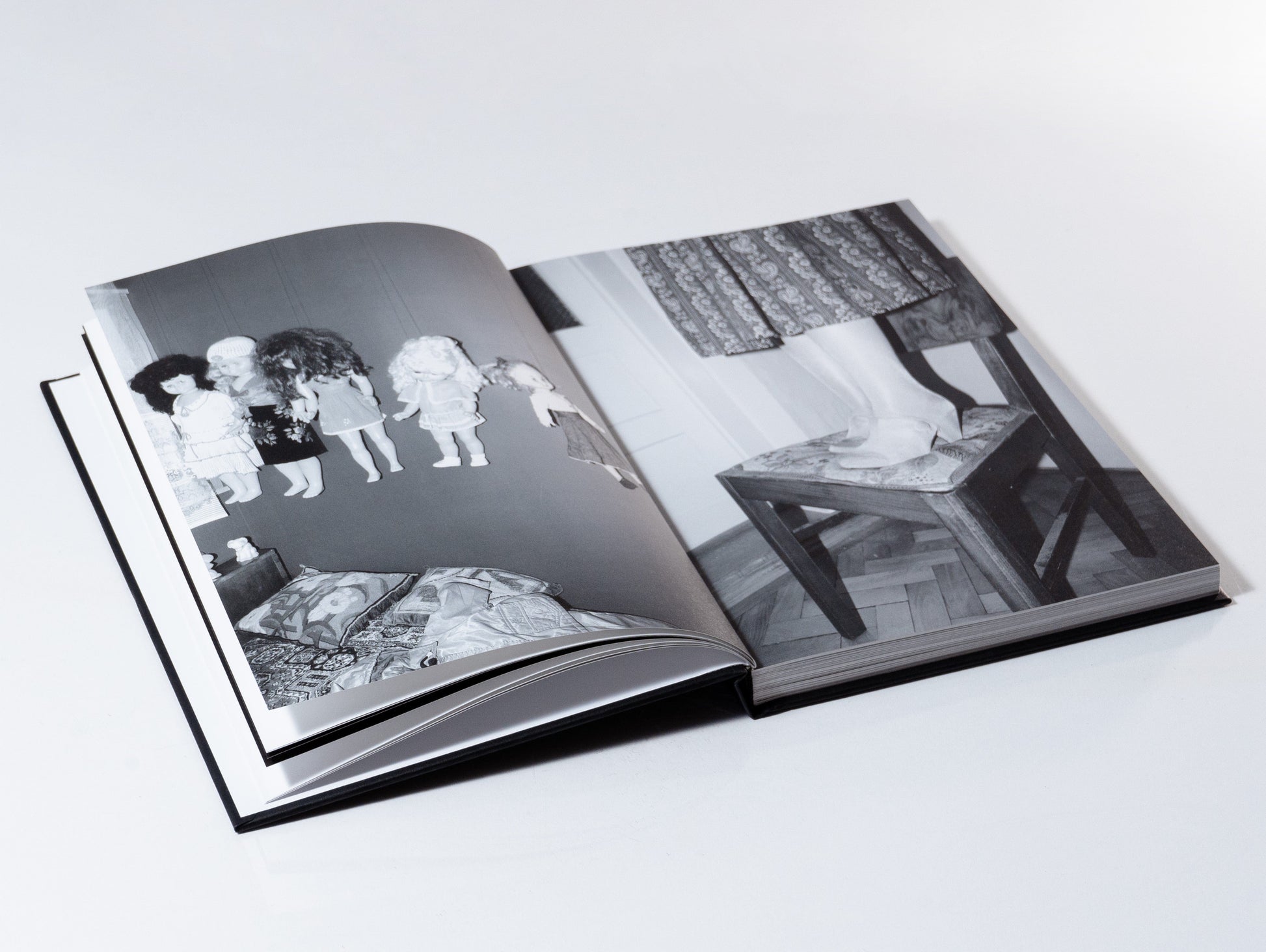 hECTIC bOOKS Porcelain + Wool Photobook