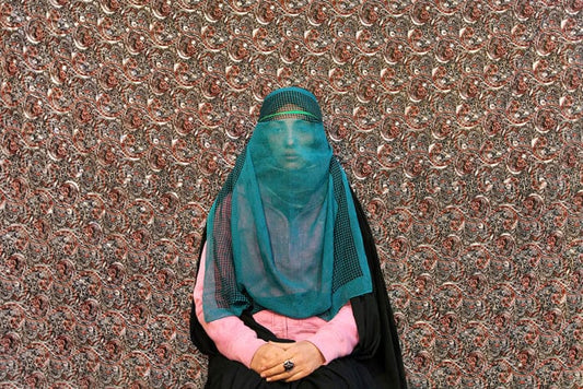 LS10 Gallery Mourners, VI Photograph