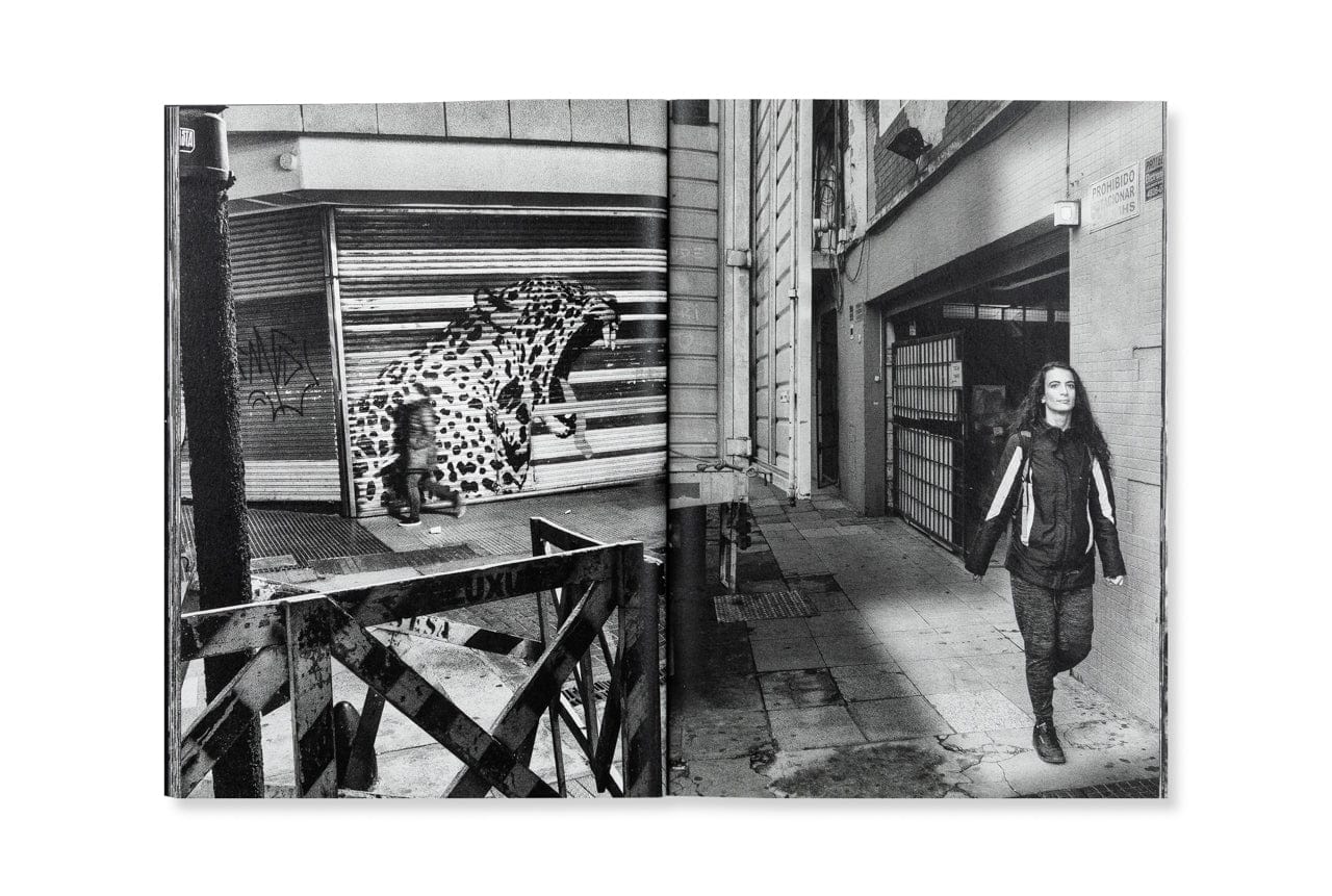 Editorial RM Hartas Photobook