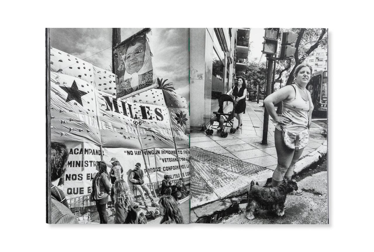 Editorial RM Hartas Photobook