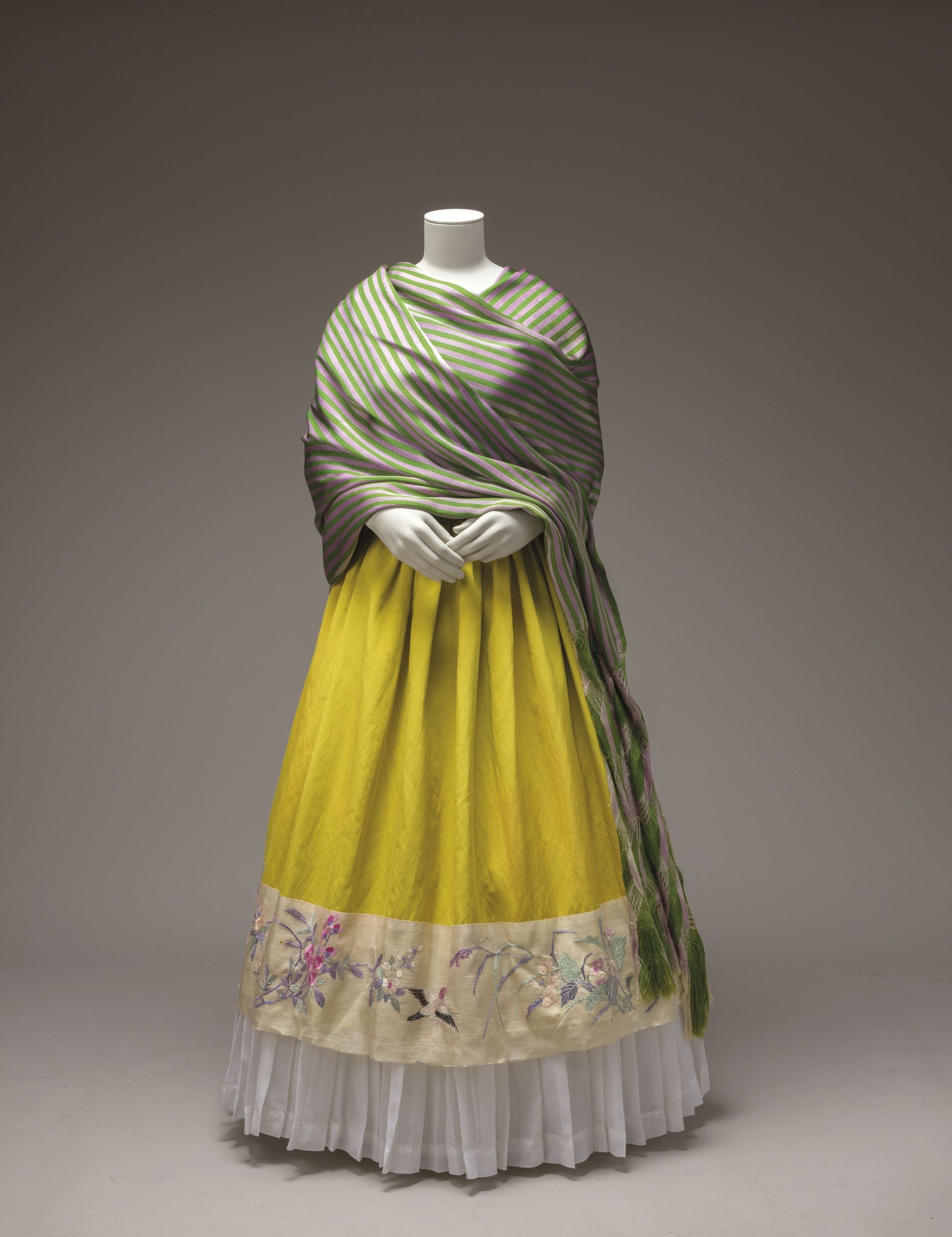 Editorial RM Frida Kahlo - Her Universe Photobook