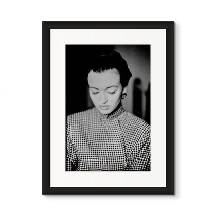 Lightworks Herringbone Beauty Photograph