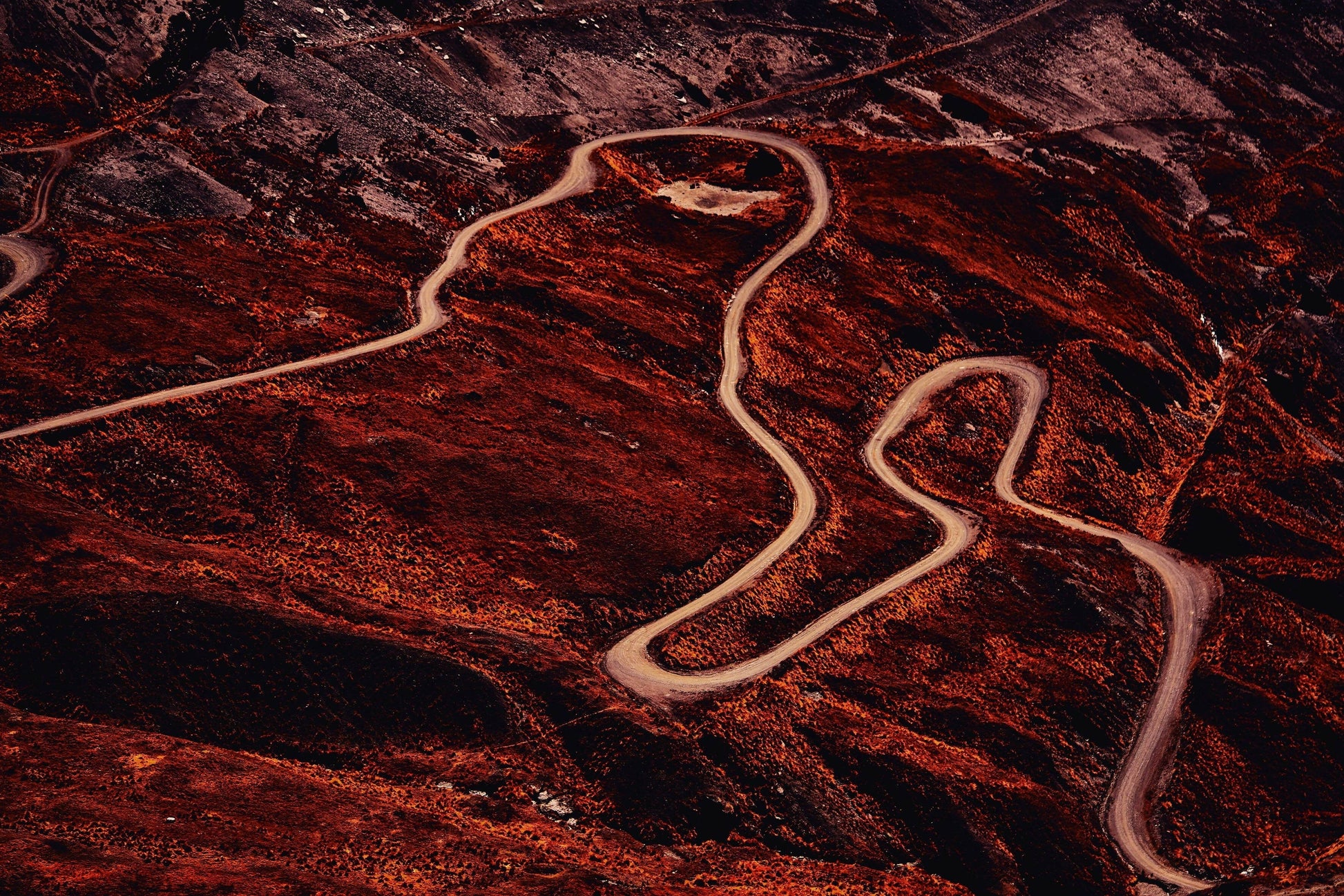 Editorial RM The Serpent’s Trail Photobook